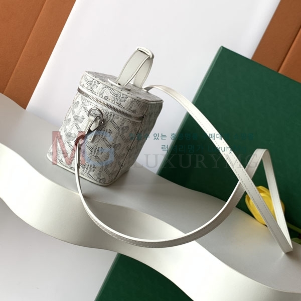 ߵ  ٴƼ  ̴ G8316-4