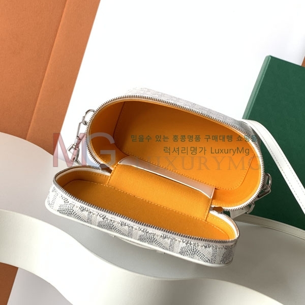 ߵ  ٴƼ  ̴ G8316-4