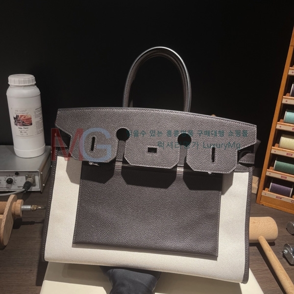 ޽ 35 Ų H240060-101