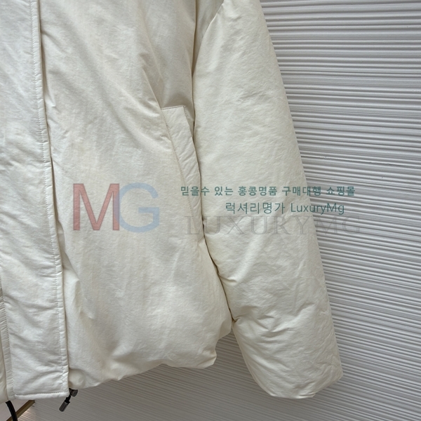  ο ٿ е LW1386051-1