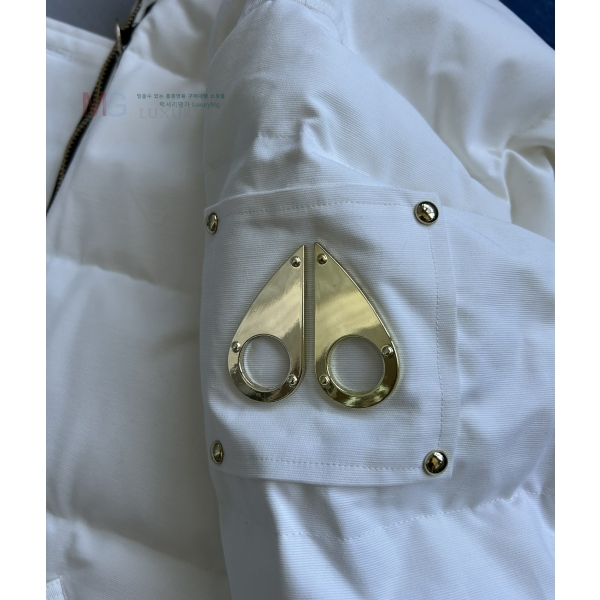  Ŭ ٿ е M68K2110252-3