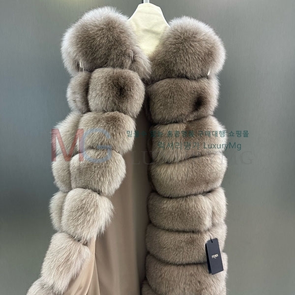   þ    FEND234008-3