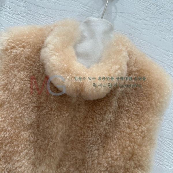  η** þ    LP23243033-2