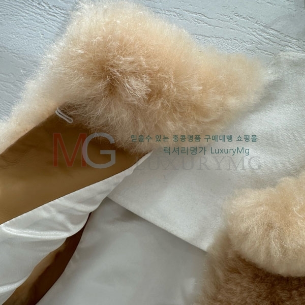  η** þ    LP23243033-2