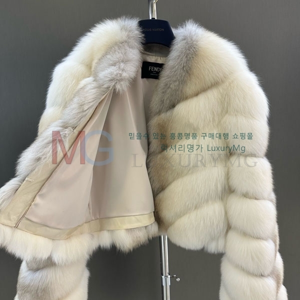   þ   FEND234008-5