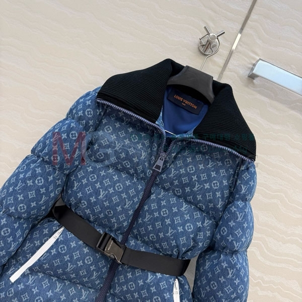 ���� ���̺��� �ٿ� �е� LV324078-4