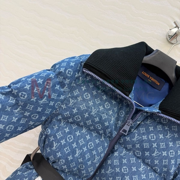 ���� ���̺��� �ٿ� �е� LV324078-4