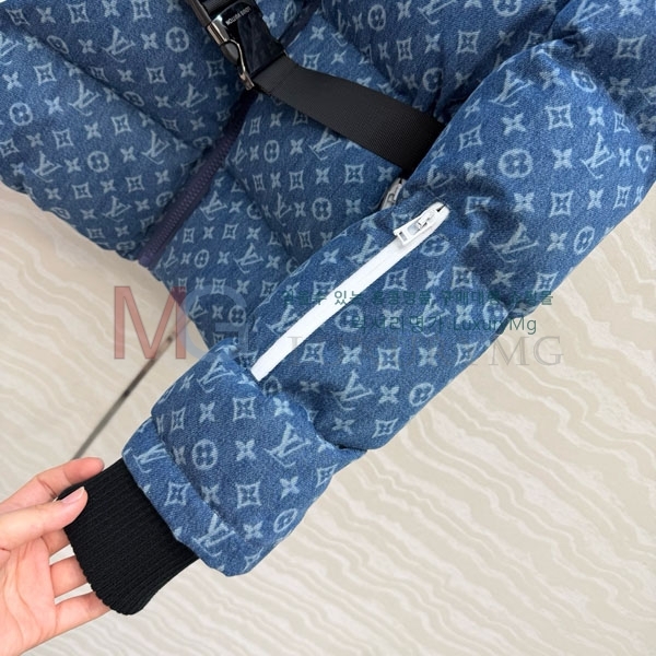 ���� ���̺��� �ٿ� �е� LV324078-4