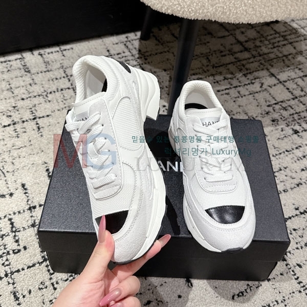  * ĳ־ Ŀ AT555033-1