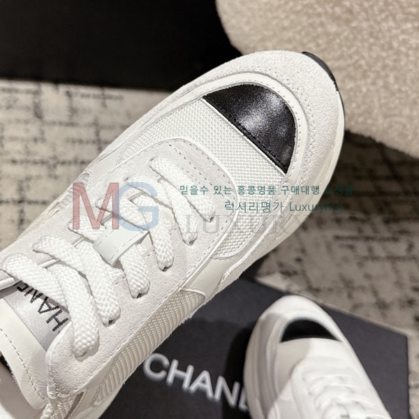  * ĳ־ Ŀ AT555033-1