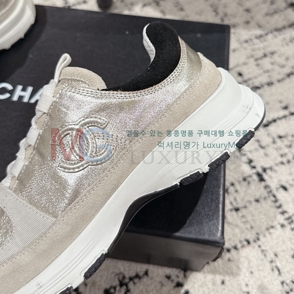  * ĳ־ Ŀ AT555036-3