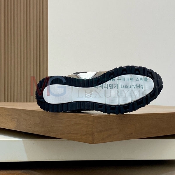 ���� ����*�� ����Ŀ�� LV3630885-3