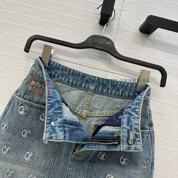 ���� ���̺��� ��ĿƮ LV313456-2