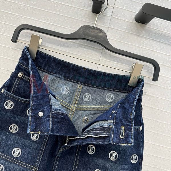 ���� ���̺��� ��ĿƮ LV313456-3