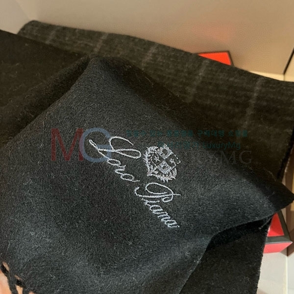 η** ÷/ī LP7168124-1