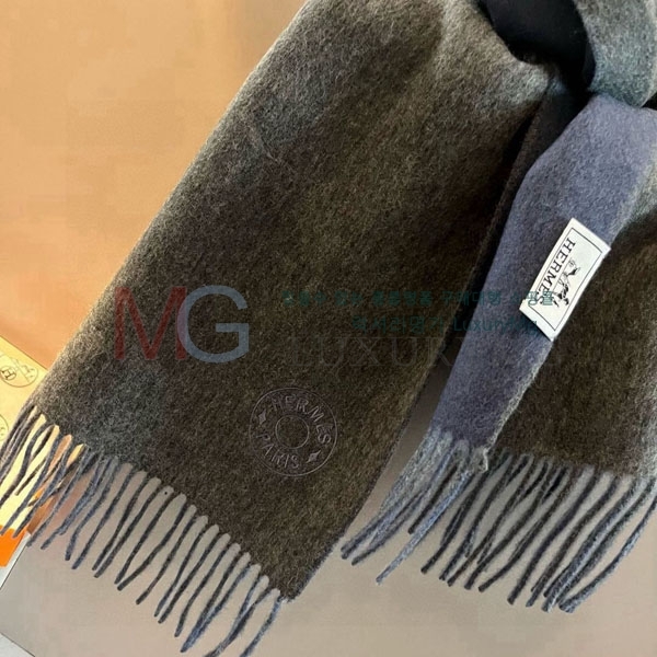 η** ÷/ī LP7168124-4