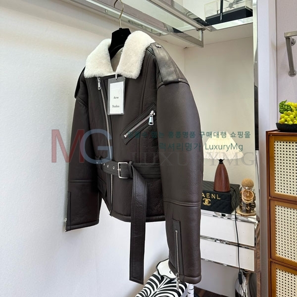  ũ Ʃ 簡  AU223401-3