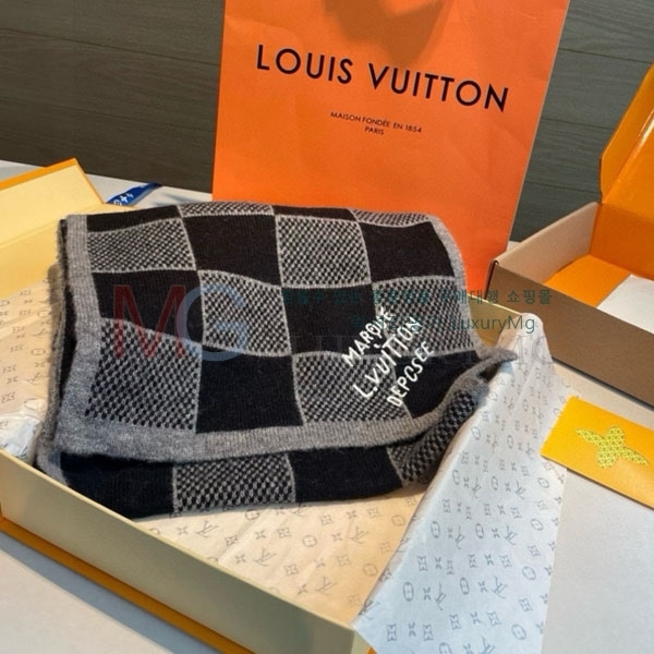 ̺ ÷/ī L82817370-2