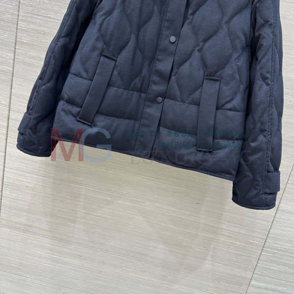  η** ٿ е LP2923022-10