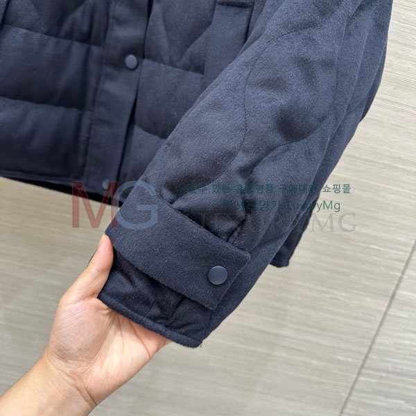  η** ٿ е LP2923022-10