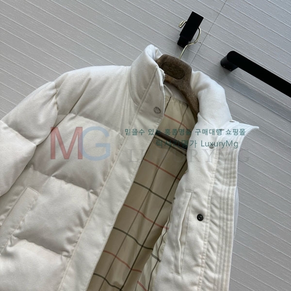  η** ٿ е LP2923022-11