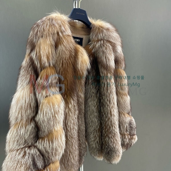   þ   FEND223424-5