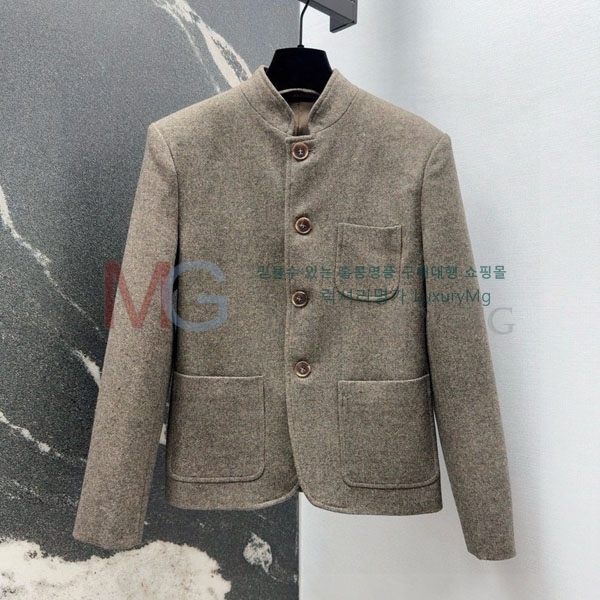 ���� �η�**�� ���� LP24660-4