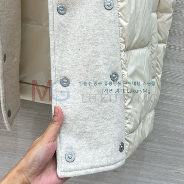  η** ٿ е  LP31055-17