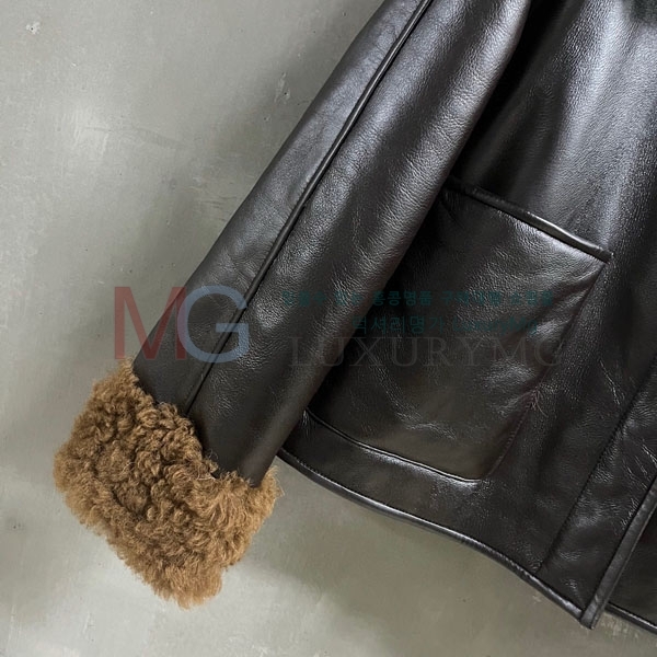  ο þ   LOW23404-3