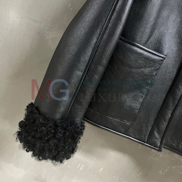 ���� �ο��� �þ �� ���� LOW23404-5