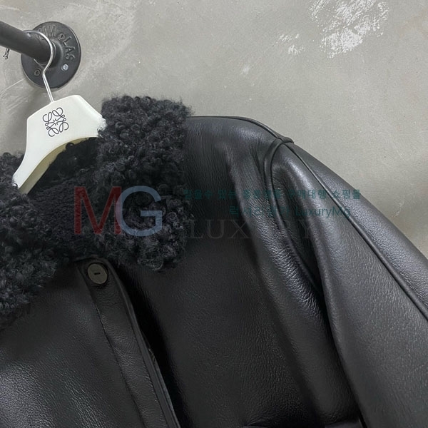 ���� �ο��� �þ �� ���� LOW23404-5