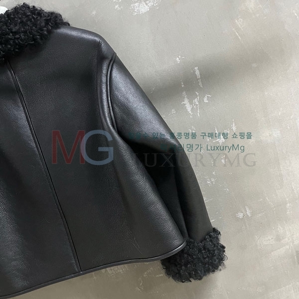 ���� �ο��� �þ �� ���� LOW23404-5