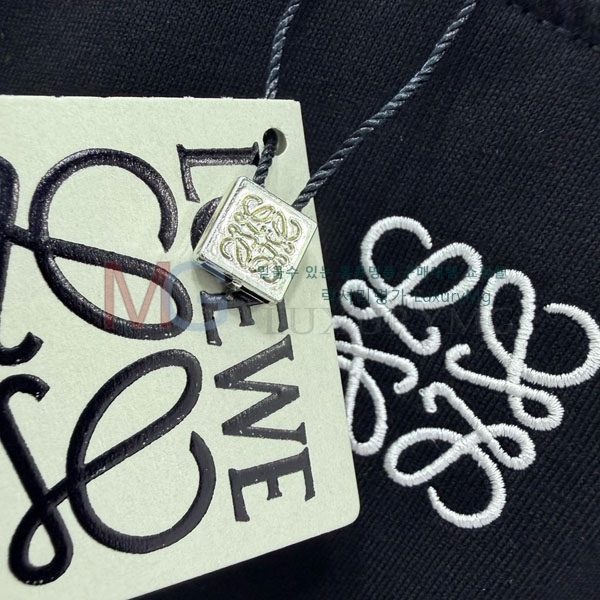 ���� �ο��� ���� Ƽ���� LOW2456-3