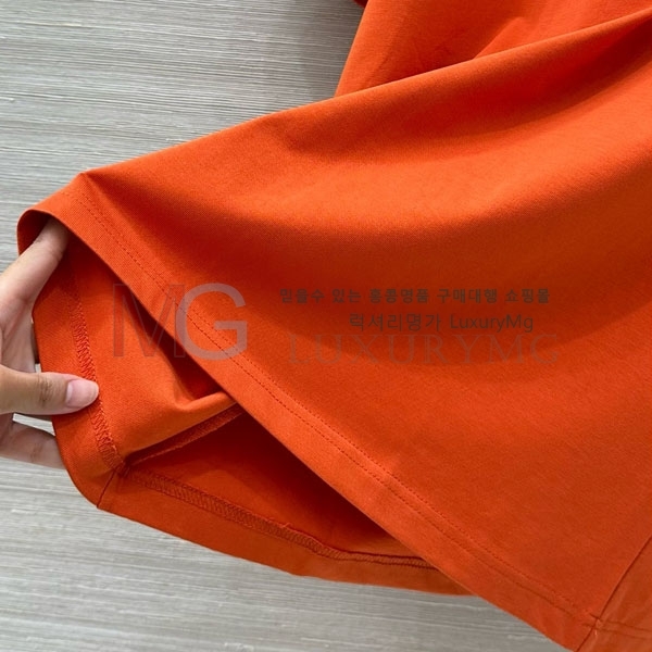 ���� �ο��� ���� Ƽ���� LOW2456-5