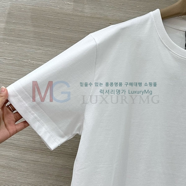 ���� �ο��� ���� Ƽ���� LOW2456-7