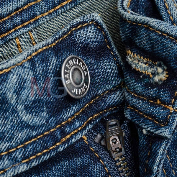  ߷þư û BA82131279