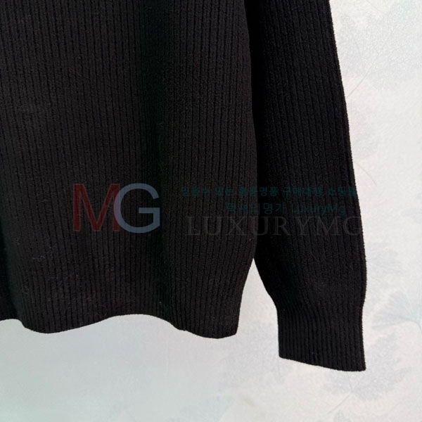 ���� ��* ������ CH667889-9