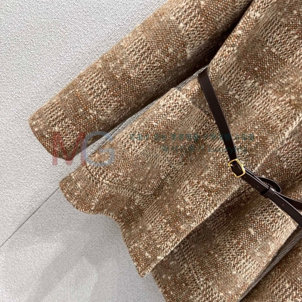  η**  Ŷ LP23243033-3