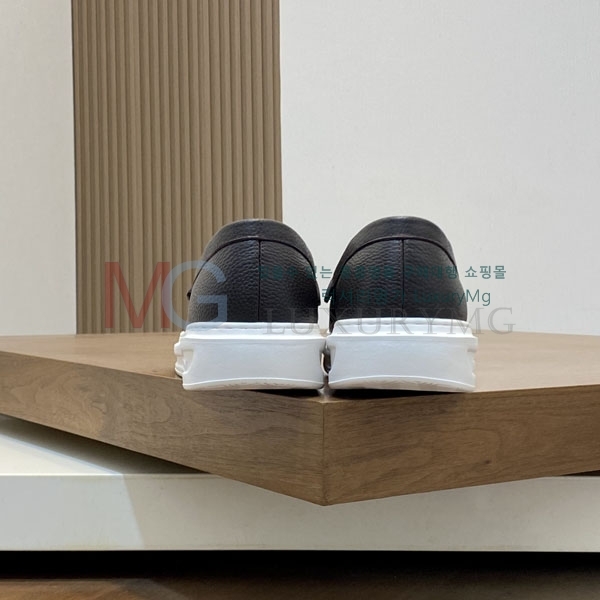  ̺ ĳ־  1LV303668-2