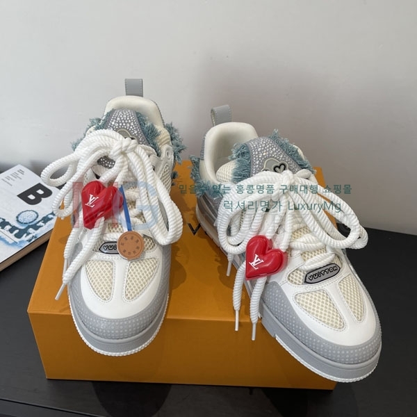  ̺ SkateĿ LV788051-2