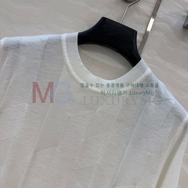 ���� �����޽� ���� Ƽ���� HE632683-7