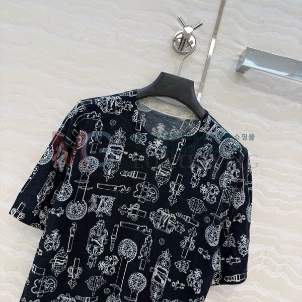 ���� �����޽� ���� Ƽ���� HE632683-8