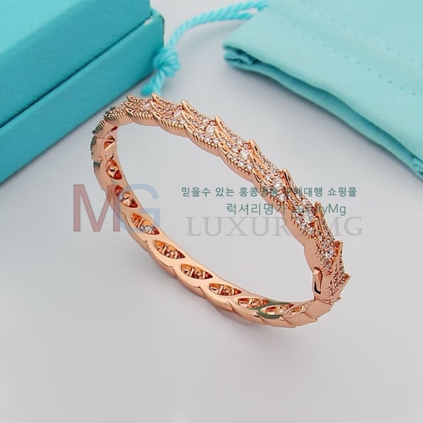 Ƽ�Ĵ� ���� �������� TF524504-2