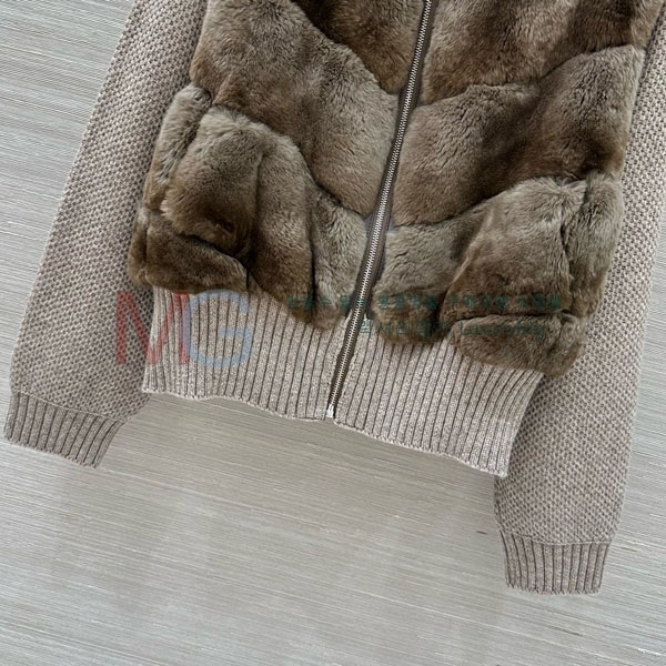  η** þ   LP422564-6