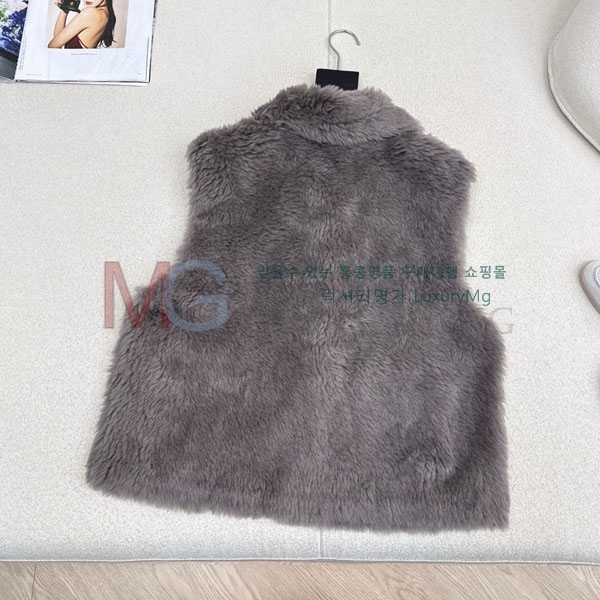  η** þ    LP424502-4