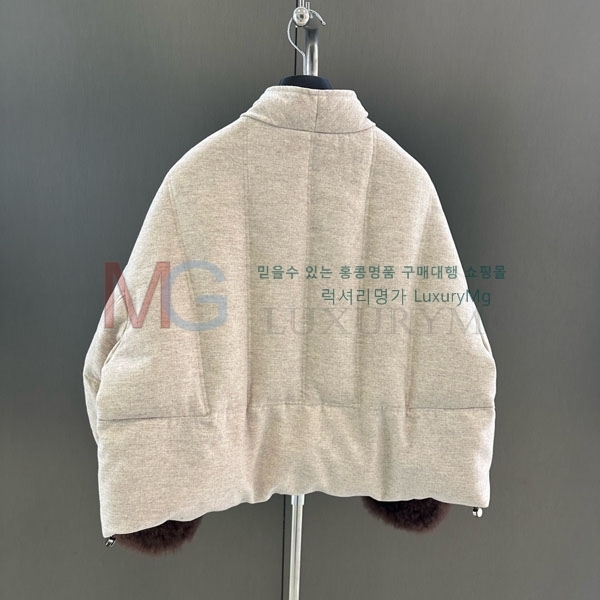  η**  ٿ е LP434064-4