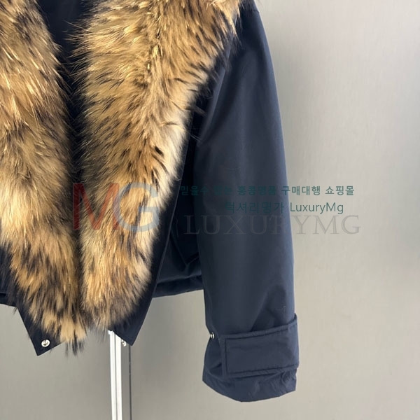  η** ٿ е LP434064-6