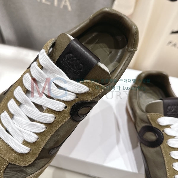 ���� �ο��� ����Ŀ�� R7T63301-2