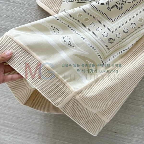 ���� �����޽� ���� Ƽ���� HE632683-11