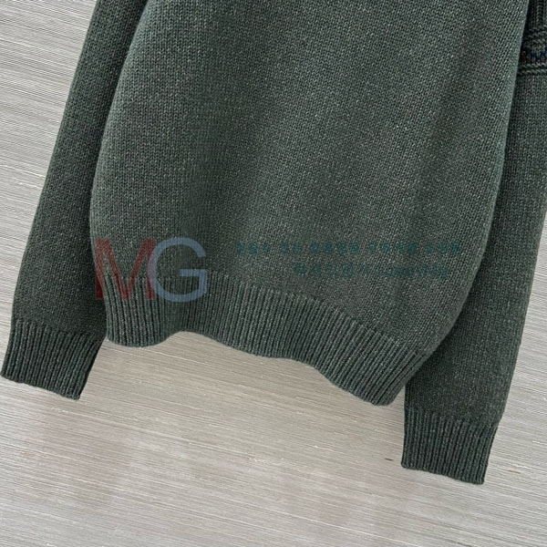 ���� �η�**�� ������ LP325677-15